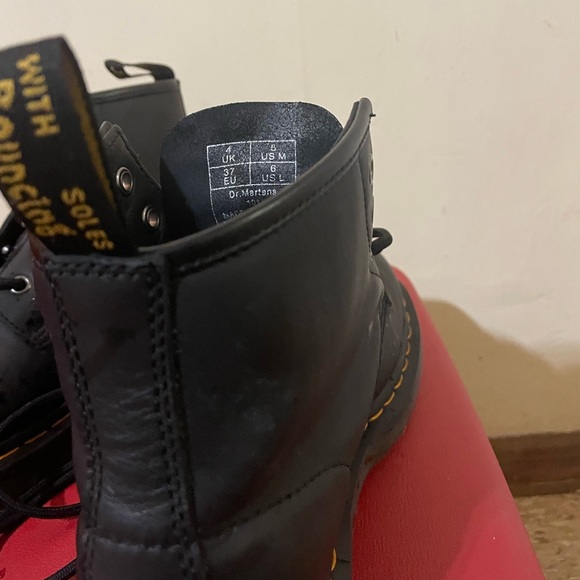 Dr marten boots - Picture 7 of 9